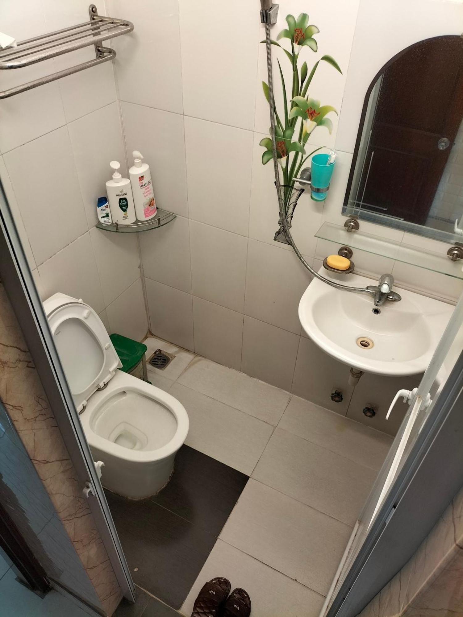 Roma Hotel Noi Bai Airport Hanoi Buitenkant foto