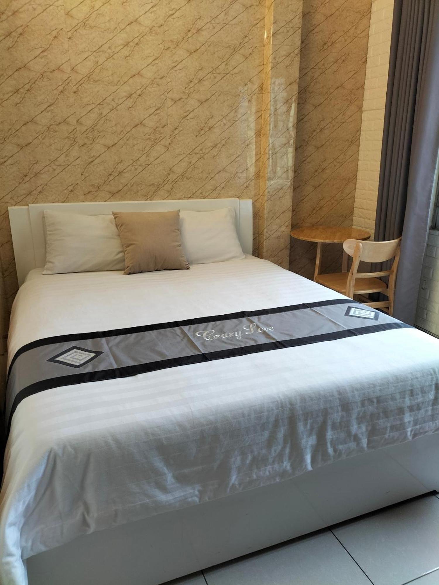 Roma Hotel Noi Bai Airport Hanoi Buitenkant foto