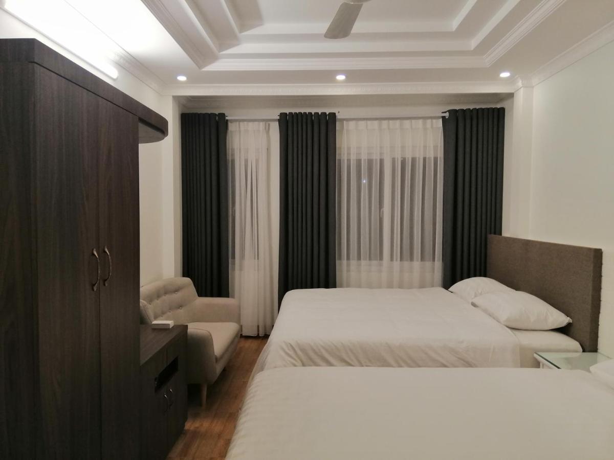 Roma Hotel Noi Bai Airport Hanoi Buitenkant foto