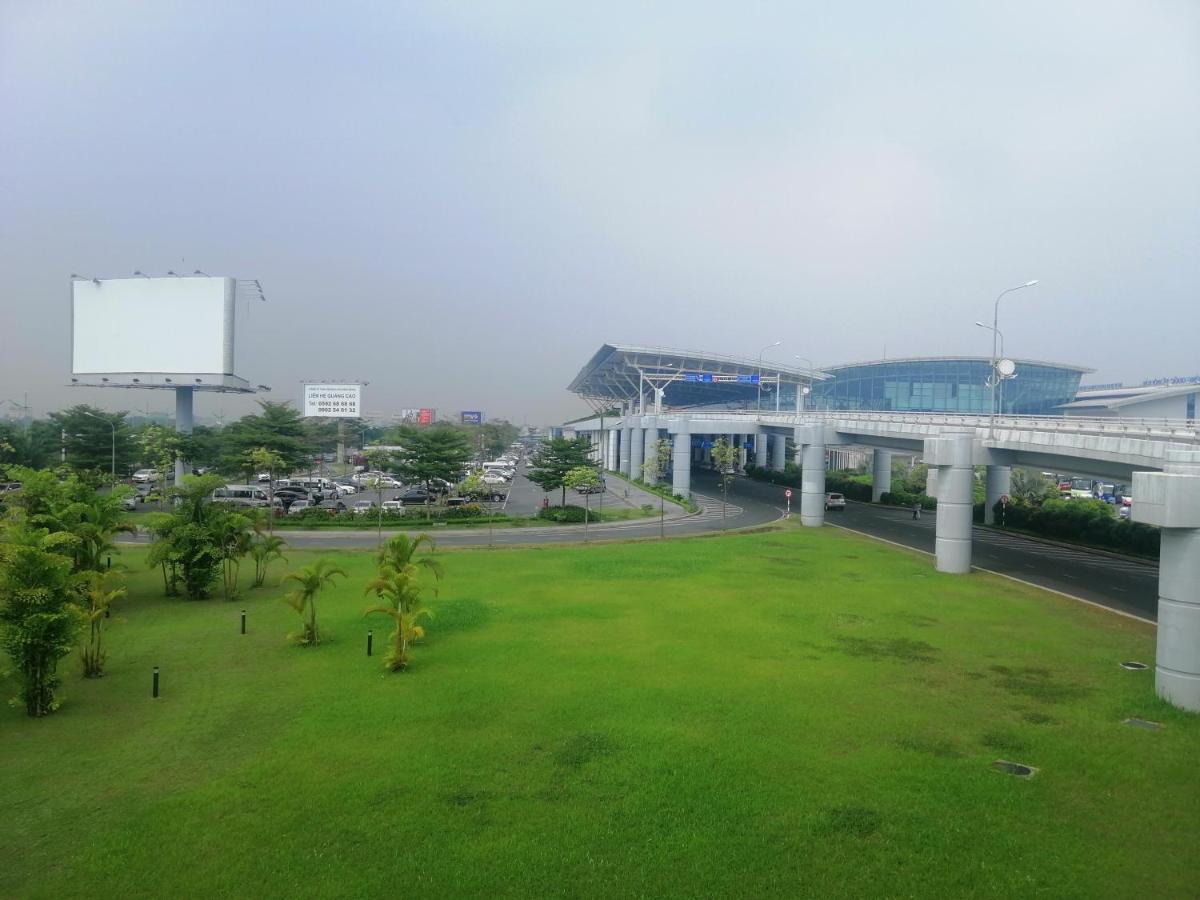 Roma Hotel Noi Bai Airport Hanoi Buitenkant foto